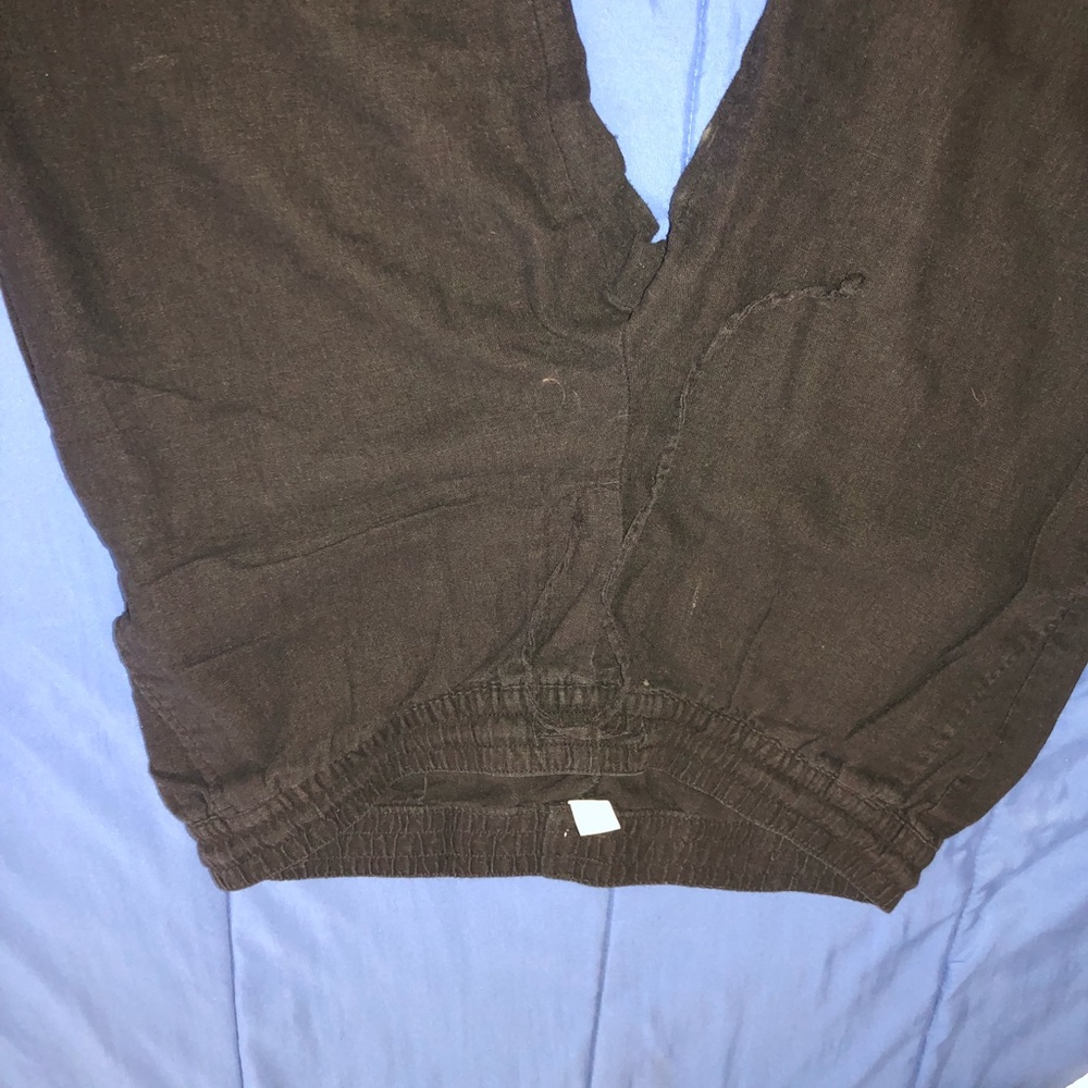 Women’s Pants - Picture 5 of 6